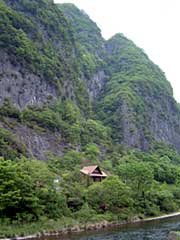 石灰岩の絶壁